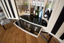 DrinksCabinet06.jpg
