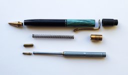 auchpelikan20001.jpg auchpelikan20001.jpg
