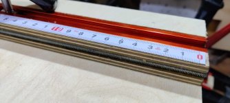close_up_of_scale_and_t_track.jpg