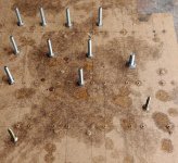 04_screws_glued_to_hardboard.jpg