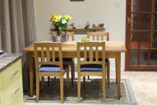 dining table and chairs 002.JPG