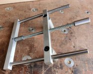 loose_on_bench_800.jpg loose_on_bench_800.jpg