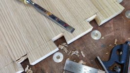 10_chiselling_tails.jpg