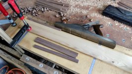 03_widthing_walnut.jpg 03_widthing_walnut.jpg