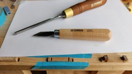 05_knife_and_chisel.jpg