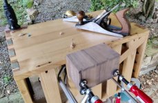 box_clamped_lamp_with_wood.jpg