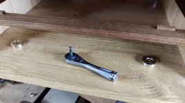 15_screwed_in_place.jpg 15_screwed_in_place.jpg