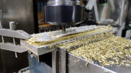 05_milling_grooves.jpg