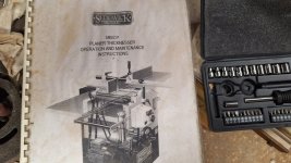 manual (Medium).jpg