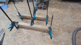 legs clamped (Medium).jpg legs clamped (Medium).jpg