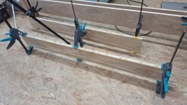 clamping of crestrail capstrip.jpg clamping of crestrail capstrip.jpg