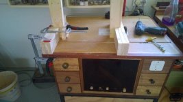 Fitting uprights.jpg Fitting uprights.jpg