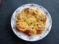 Saffransbullar med mandelmassa.jpg