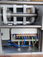 inside_with_raised_power_supply_600.jpg